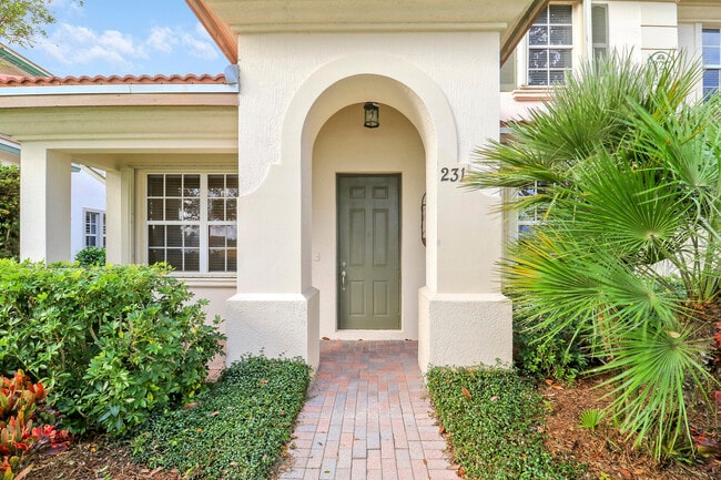 Building Photo - 231 Evergrene Pkwy