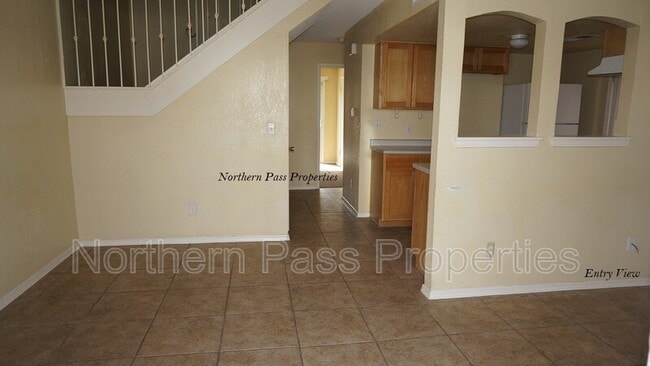 Building Photo - 11021 Sunshine Ct