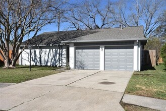 Building Photo - 2711 Goldspring Ln