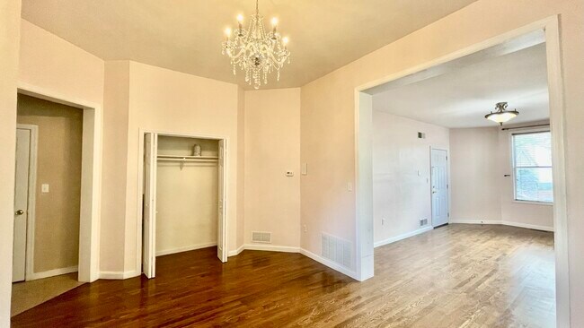 Foto del edificio - 22 E 33rd St