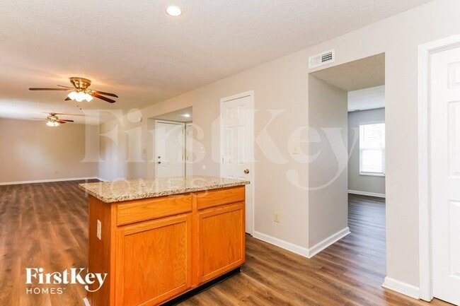 Building Photo - 1177 Alder Rd