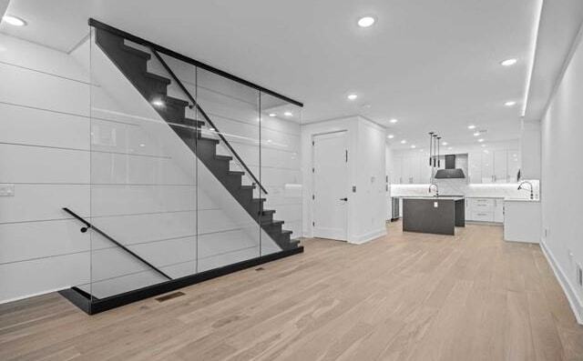 Foto del edificio - 728 Undercliff Ave