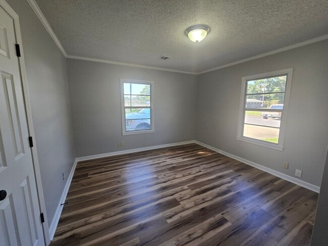 Foto del edificio - 2 Bed/1 Bath House