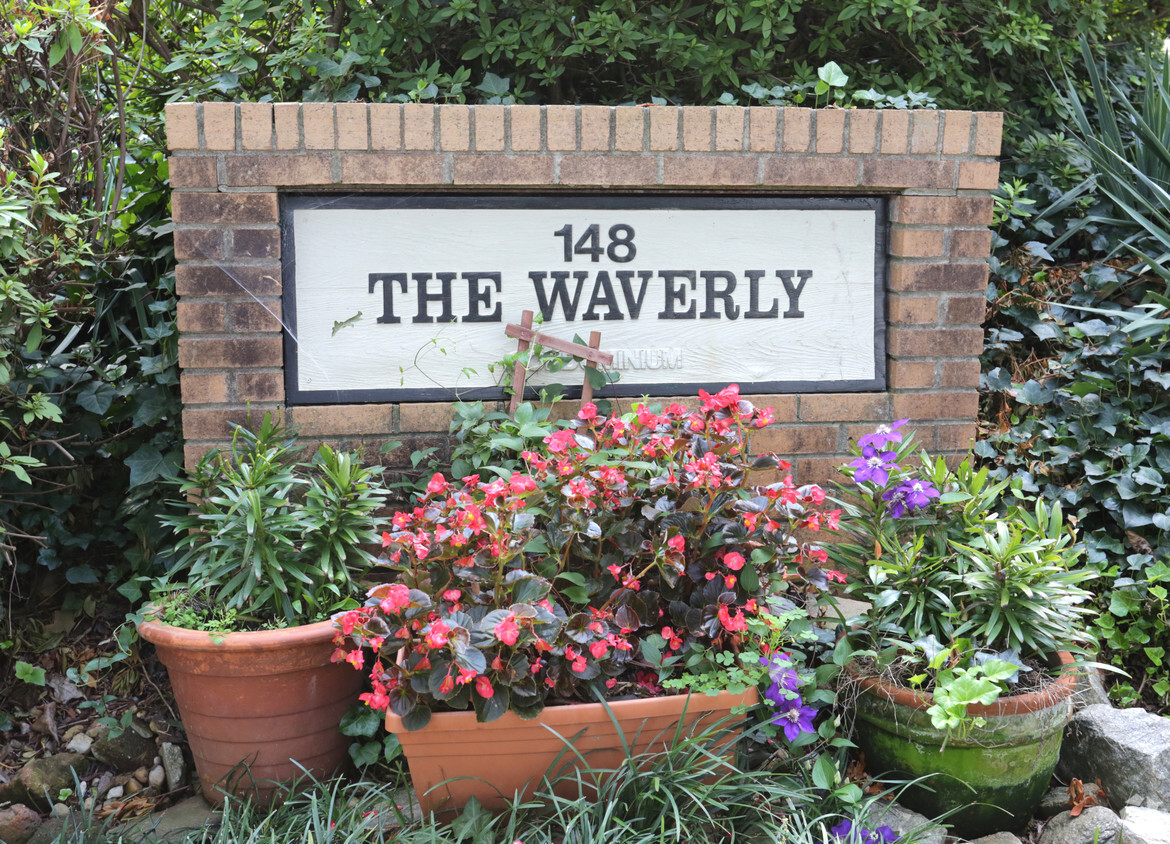 Foto del edificio - The Waverly