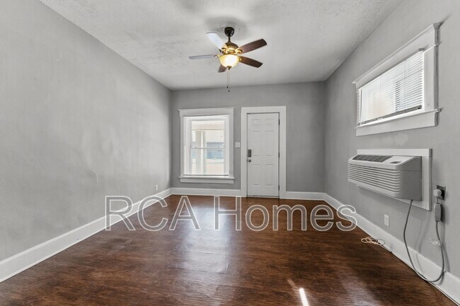 Foto del edificio - 528 E Raymond St