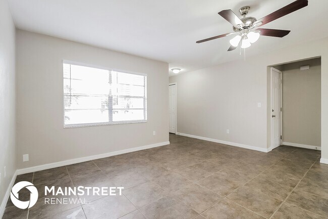 Foto del edificio - 1456 Coronet Dr