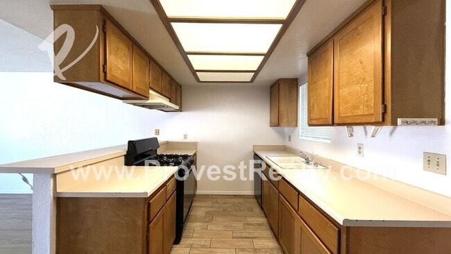 Building Photo - 15515 Rancherias Rd