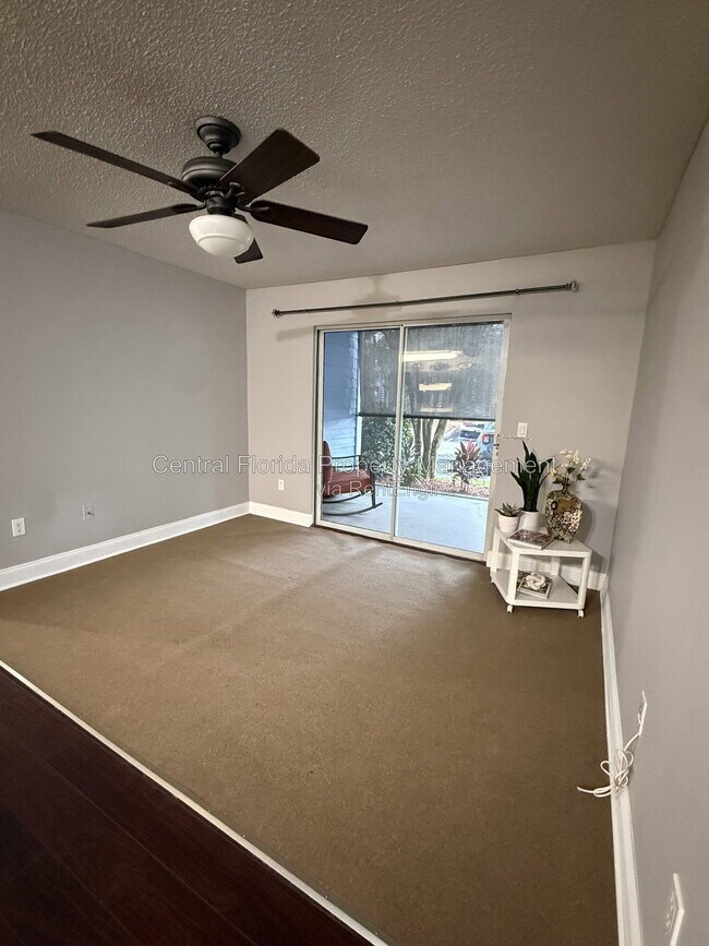 Foto del edificio - 2501 Grassy Point Dr