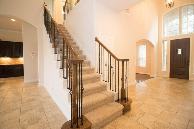 Building Photo - 9931 Hutton Park Dr