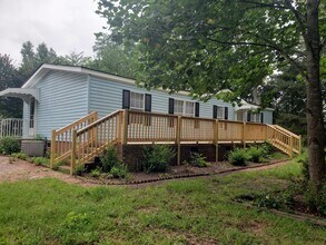 Building Photo - 1654 Jersey Dr
