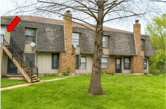 Building Photo - 232 NW Woods Chapel Rd