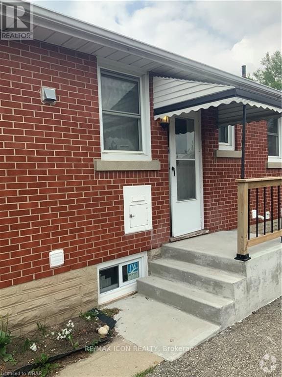 Building Photo - 780 Rockway Dr
