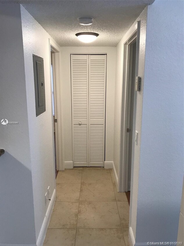 Primary Photo - 1601 Windorah Way