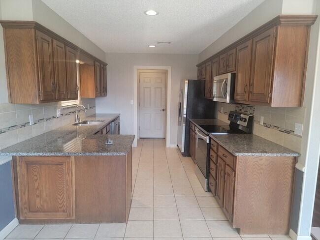Building Photo - 1713 Wilderness Dr