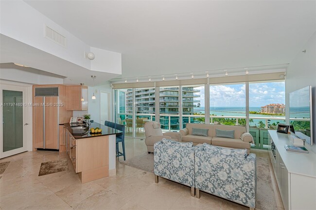 Foto del edificio - 1000 South Pointe Dr