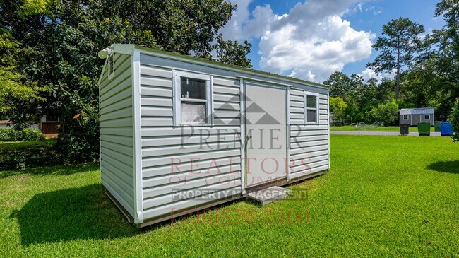 Foto del edificio - 1819 Rosemary Ln