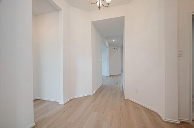 Foto del edificio - 1422 Munson Valley Rd