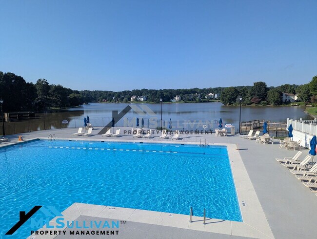 Foto del edificio - 4101 Grove Ridge Dr