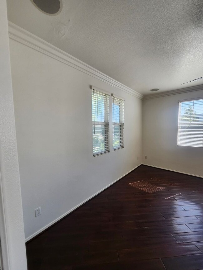 Foto del edificio - Chino 4 bedroom Beauty
