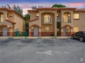 Building Photo - 9537 NW 114th Ln