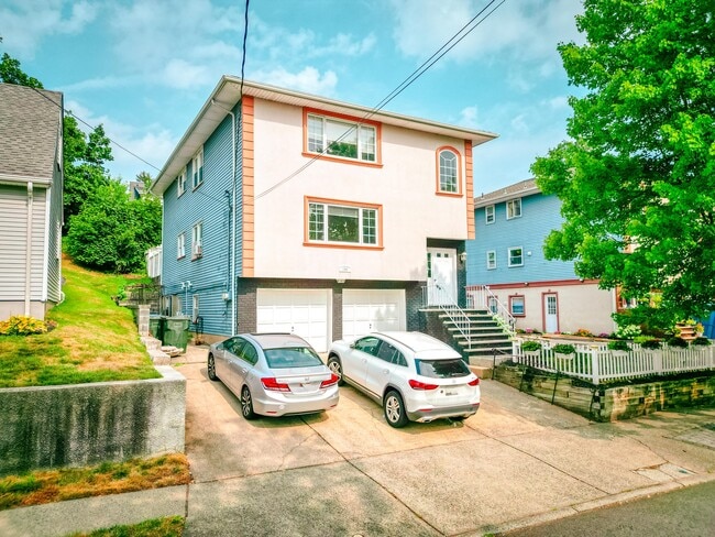 Photo - 104 Eastern Way Apartments