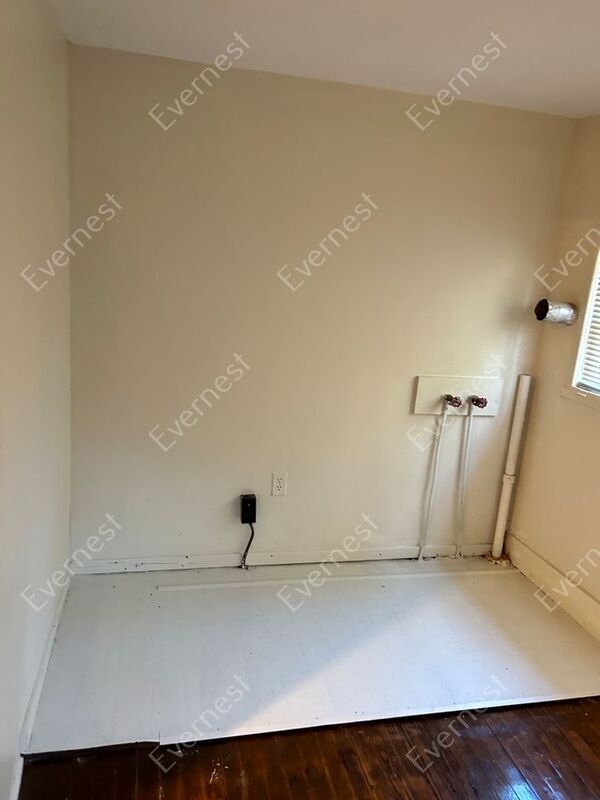 Building Photo - 8229 2nd Ave S