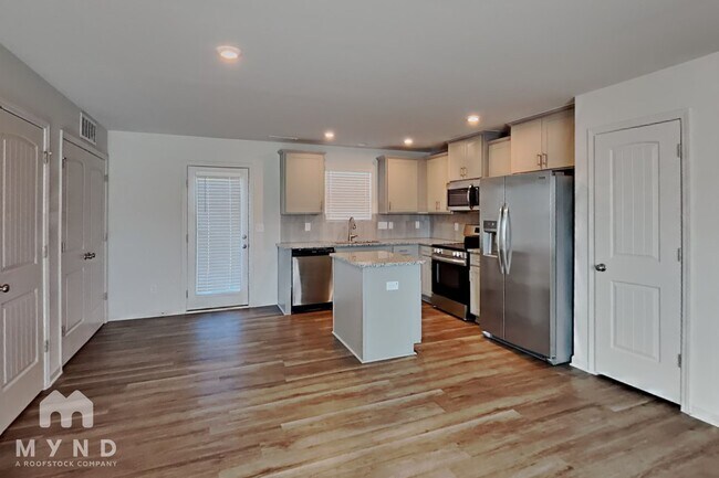 Foto del edificio - 6807 Hardwick Ln