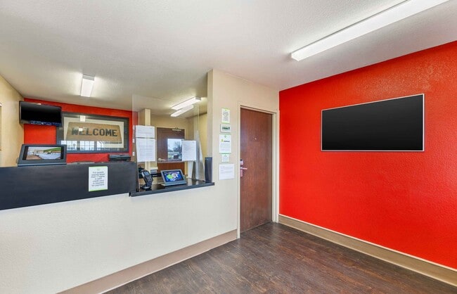 Building Photo - Furnished Studio-Sacramento - Northgate
