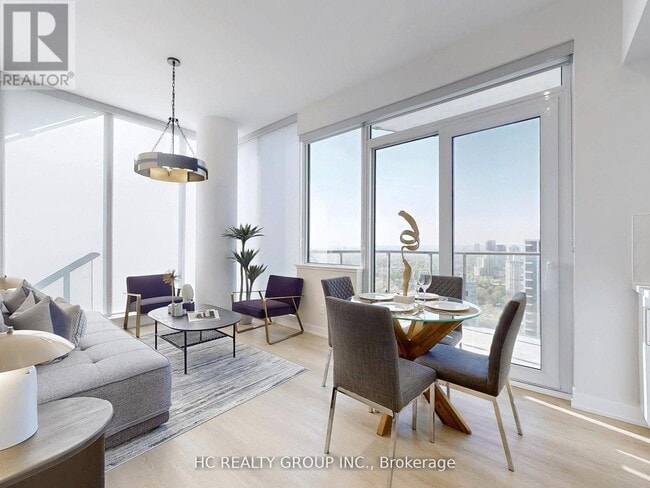 Building Photo - 15 Ellerslie Ave