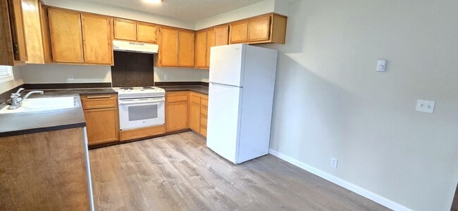 Building Photo - 2871ap