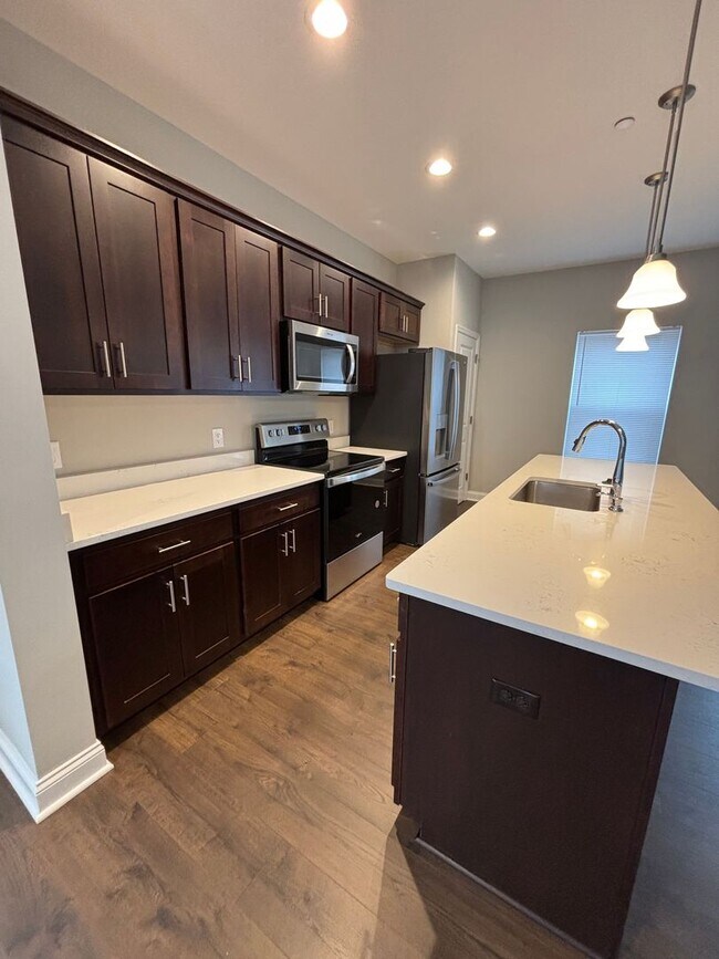 Foto del edificio - Beautiful Townhome in Cannonsburg!