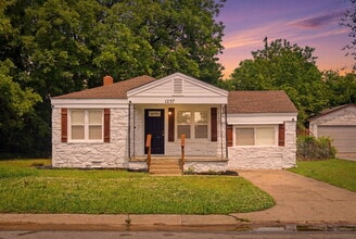 Building Photo - 1237 Staton Dr
