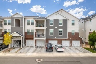 Building Photo - 547 N 360 W