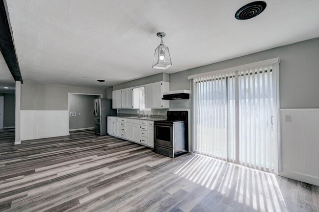Foto del edificio - 3 bed 2 bath home in Choctaw,ok
