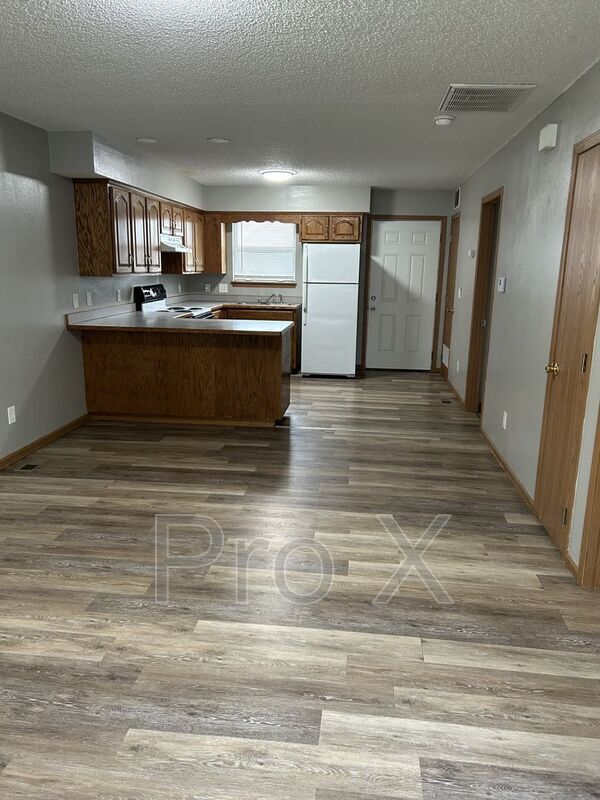 Foto del edificio - 812 E Jackson St