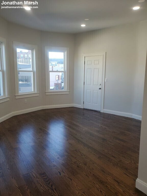 Foto del edificio - 116 Dorchester St