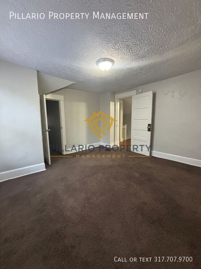 Foto del edificio - 1025 W 35th St