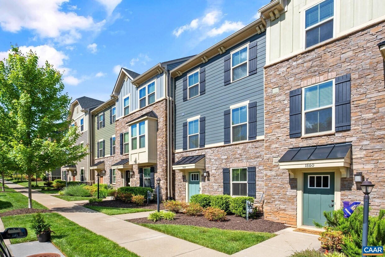 1862 Glissade Ln, Charlottesville, VA 22911 Townhome Rentals in