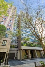 Building Photo - 1540 N State Pkwy