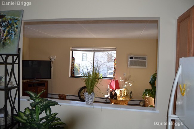 Foto del edificio - 12 Cottage Ct