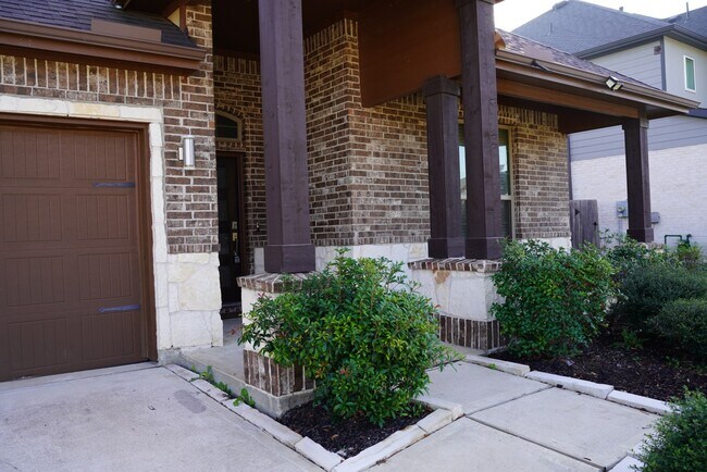 Building Photo - 3023 Jackmans Diamond