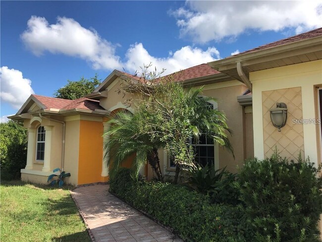 Foto del edificio - 1424 S Cranberry Blvd
