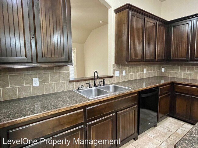 Foto del edificio - 3 br, 2 bath House - 1908 NE 31st Street