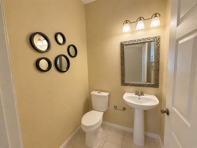 Foto del edificio - 2808 Paynes Prairie Cir