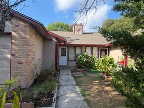 Building Photo - 1303 Bonnie Brae St