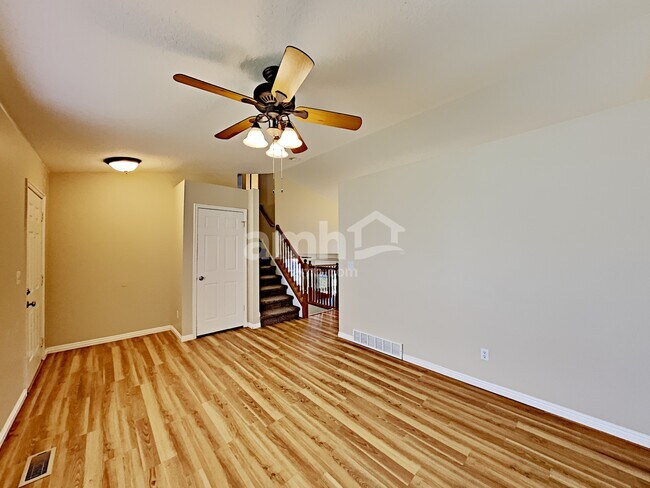 Foto del edificio - 2742 W Sandi Drive