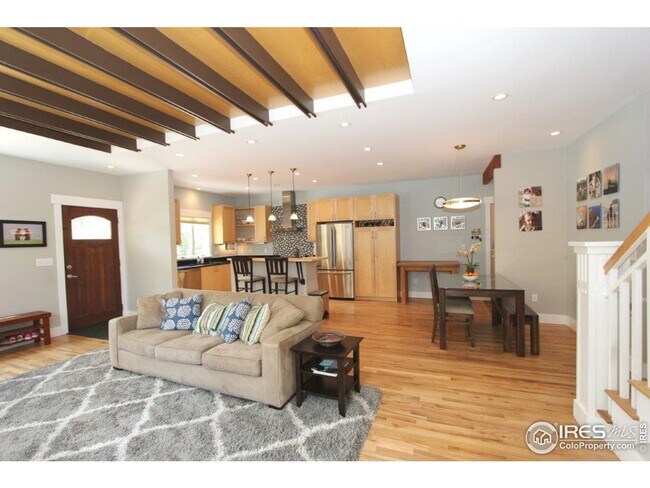 Foto del edificio - 5 Bed 3 Bath Home in South Boulder