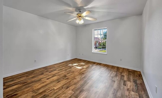 Foto del edificio - 2723 Baylor Ave