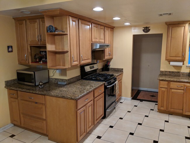 Kitchen 1 - 2037 Yosemite Dr