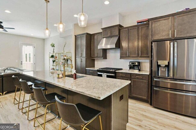Foto del edificio - 2459 Sycamore Rd NW